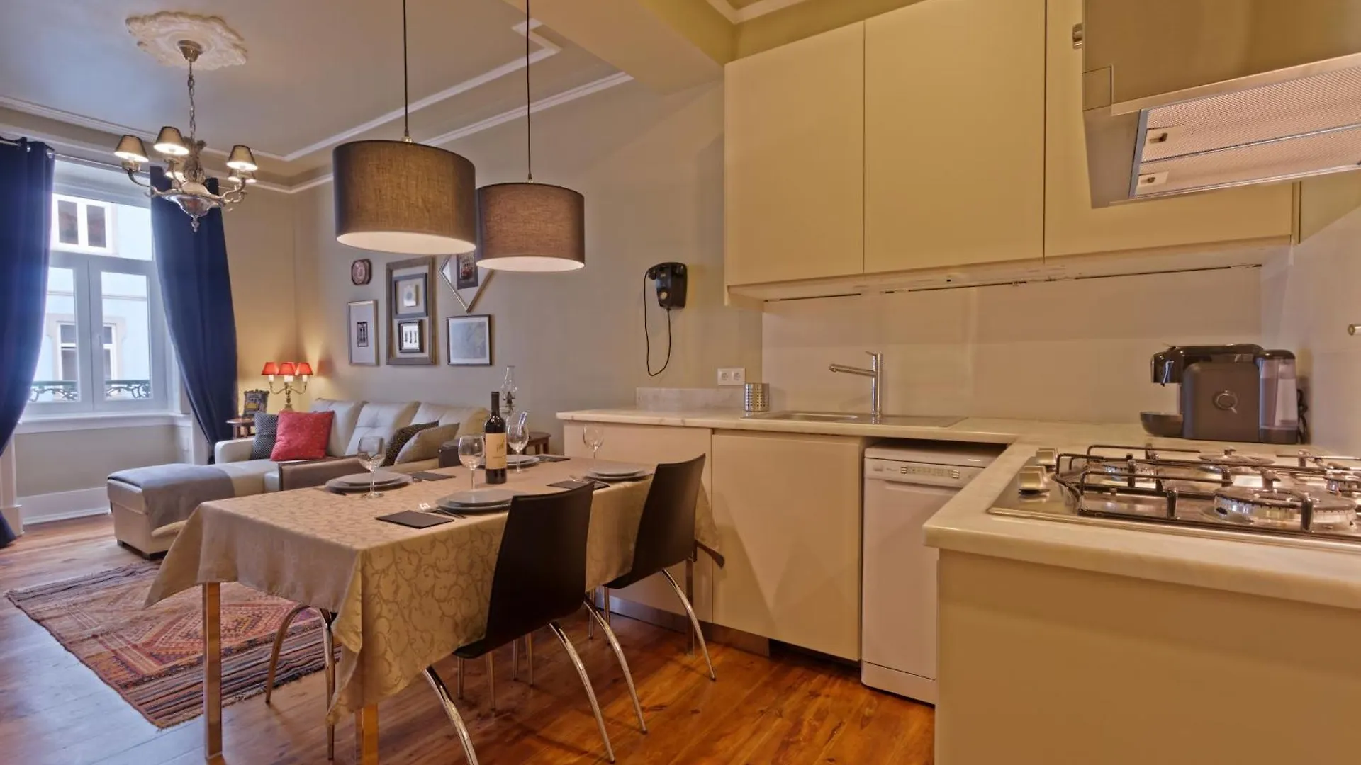 Eine Mischung Aus Altem Wort Und Modernem Charme In Lissabon Apartment Lisbon